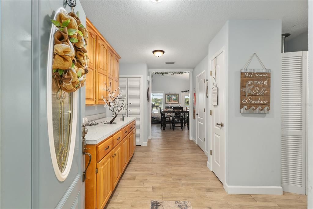 En Venta: $650,000 (2 camas, 2 baños, 1584 Pies cuadrados)