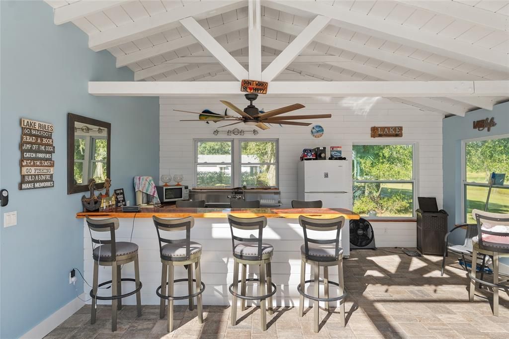 En Venta: $650,000 (2 camas, 2 baños, 1584 Pies cuadrados)