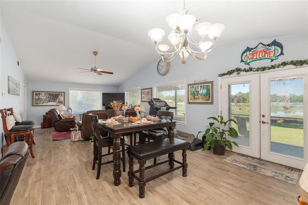 En Venta: $650,000 (2 camas, 2 baños, 1584 Pies cuadrados)