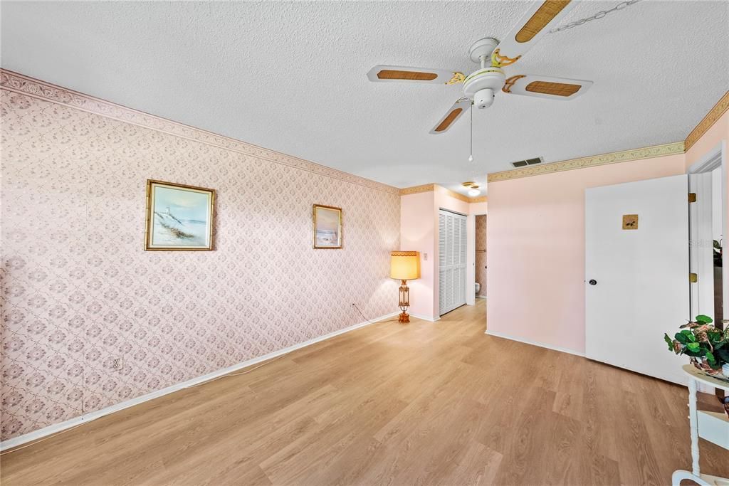 En Venta: $187,900 (2 camas, 2 baños, 1230 Pies cuadrados)