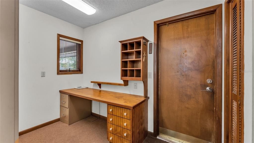 合同活跃: $515,000 (4 贝兹, 3 浴室, 3058 平方英尺)