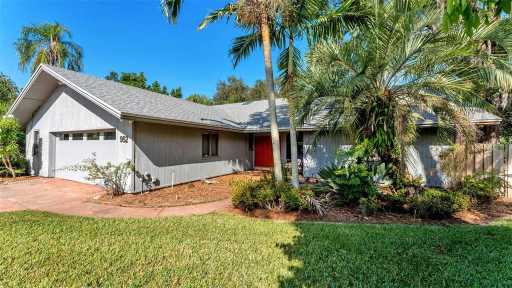 合同活跃: $515,000 (4 贝兹, 3 浴室, 3058 平方英尺)