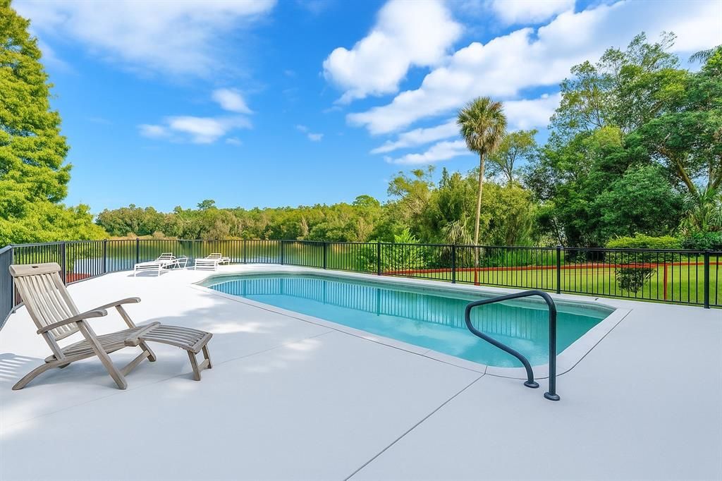 合同活跃: $515,000 (4 贝兹, 3 浴室, 3058 平方英尺)