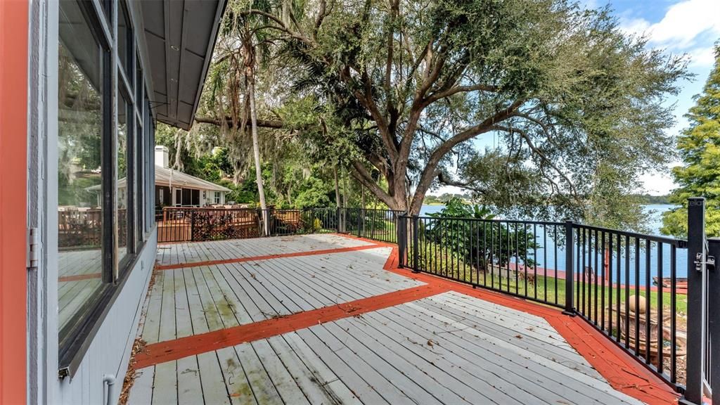 合同活跃: $515,000 (4 贝兹, 3 浴室, 3058 平方英尺)