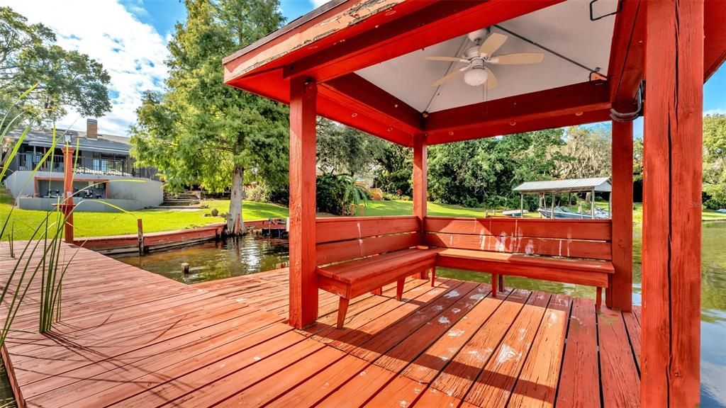 合同活跃: $515,000 (4 贝兹, 3 浴室, 3058 平方英尺)