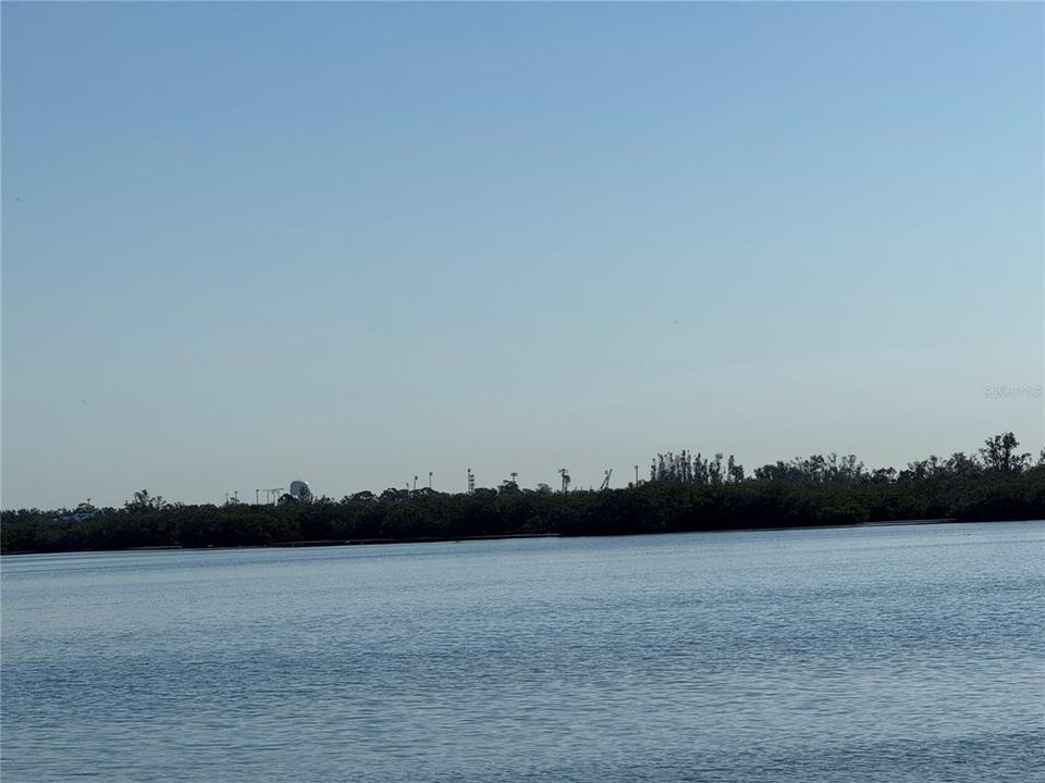 На продажу: $299,900 (1 спален, 1 ванн, 798 Квадратных фут)