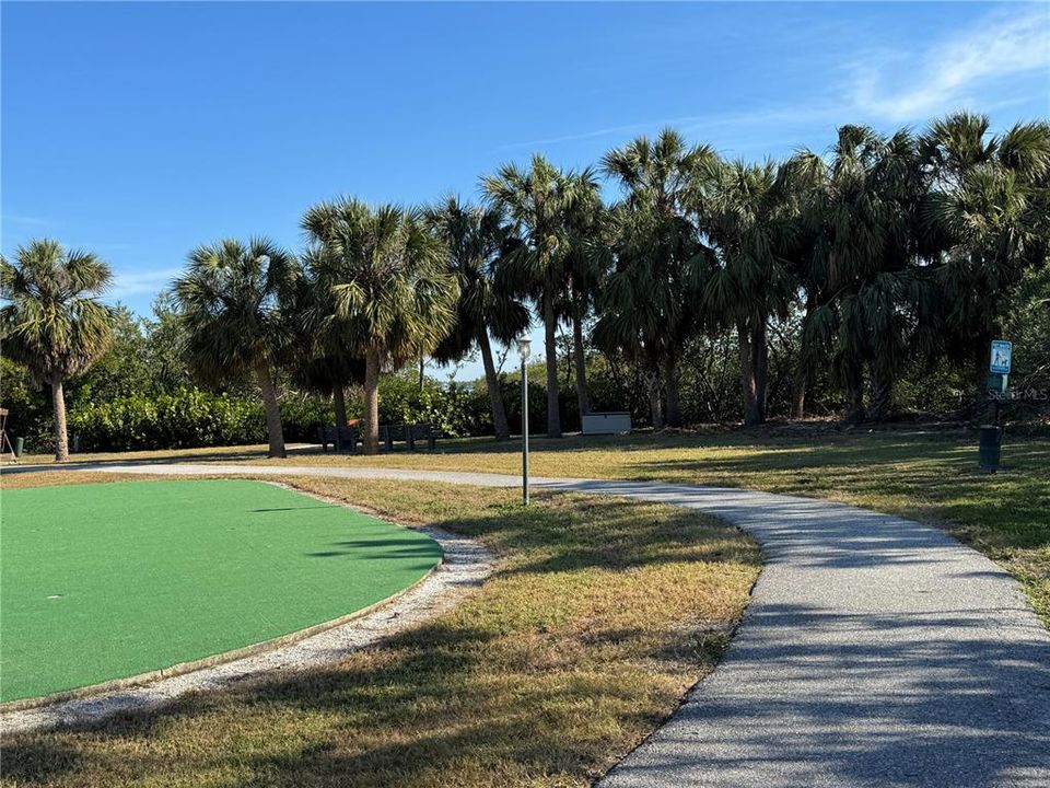 На продажу: $299,900 (1 спален, 1 ванн, 798 Квадратных фут)