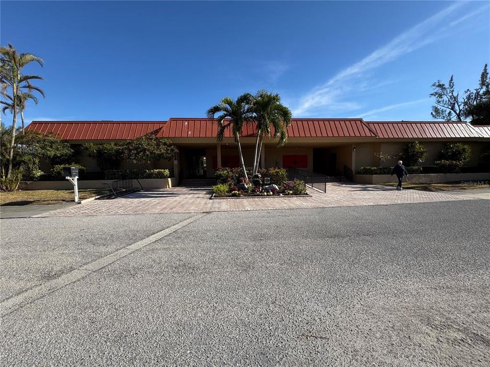 На продажу: $299,900 (1 спален, 1 ванн, 798 Квадратных фут)