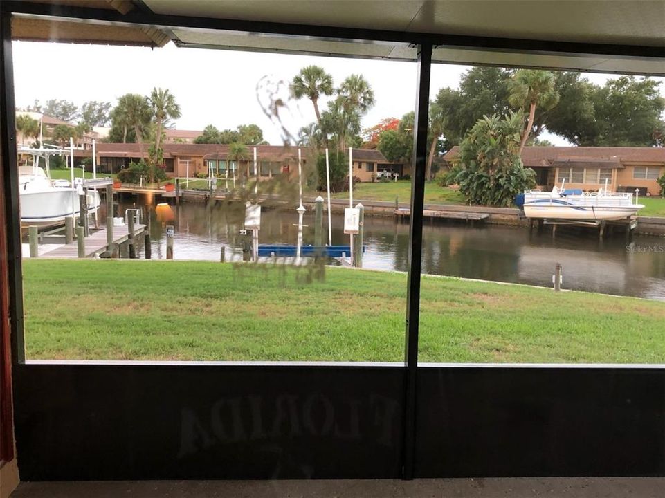 На продажу: $299,900 (1 спален, 1 ванн, 798 Квадратных фут)