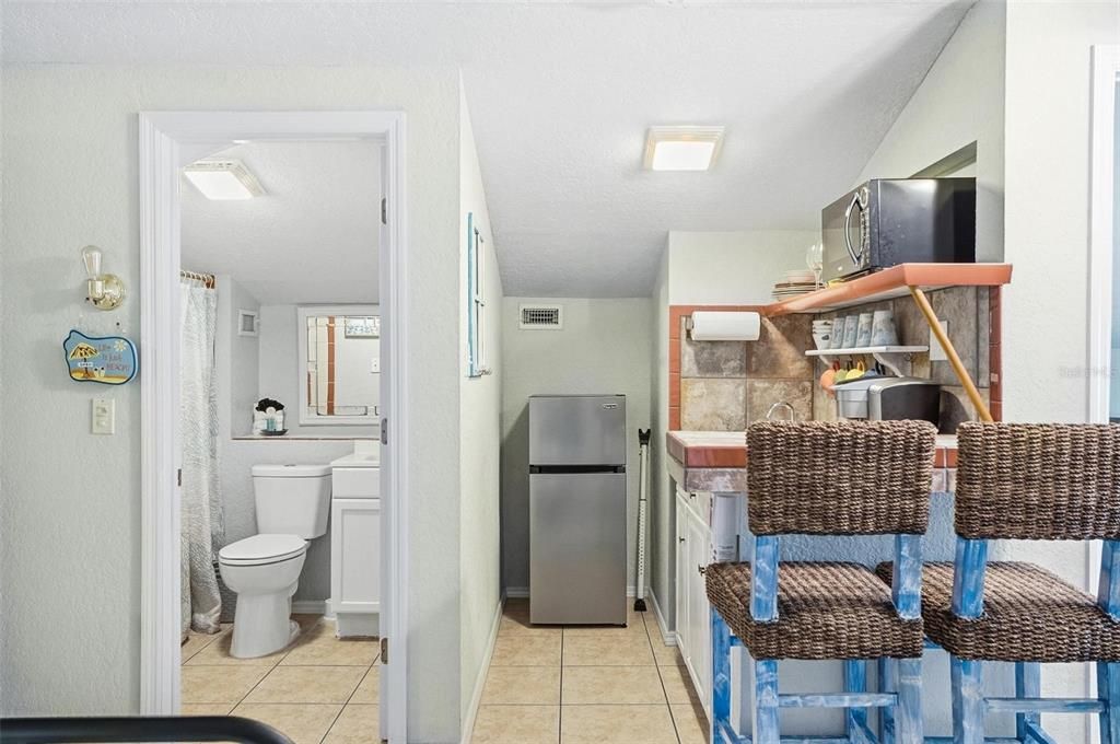 В аренду: $1,300 (1 спален, 1 ванн, 300 Квадратных фут)