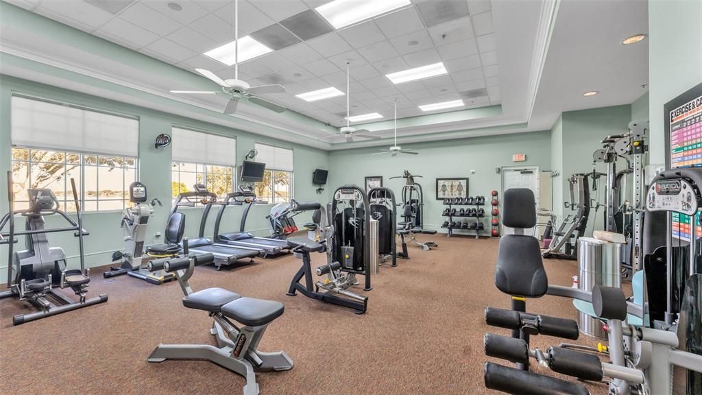 For Sale: $421,900 (4 beds, 3 baths, 1927 Square Feet)