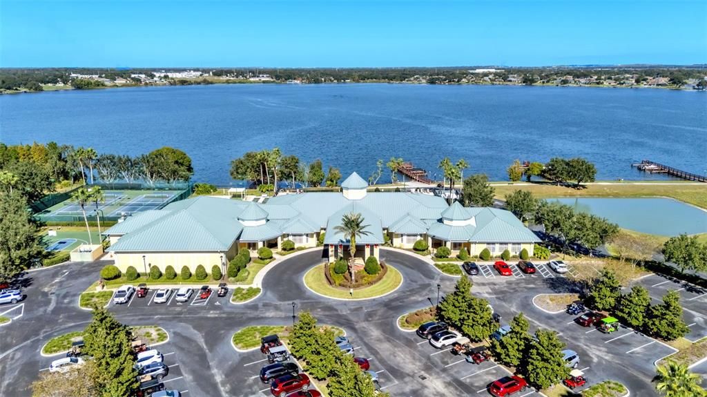 For Sale: $421,900 (4 beds, 3 baths, 1927 Square Feet)