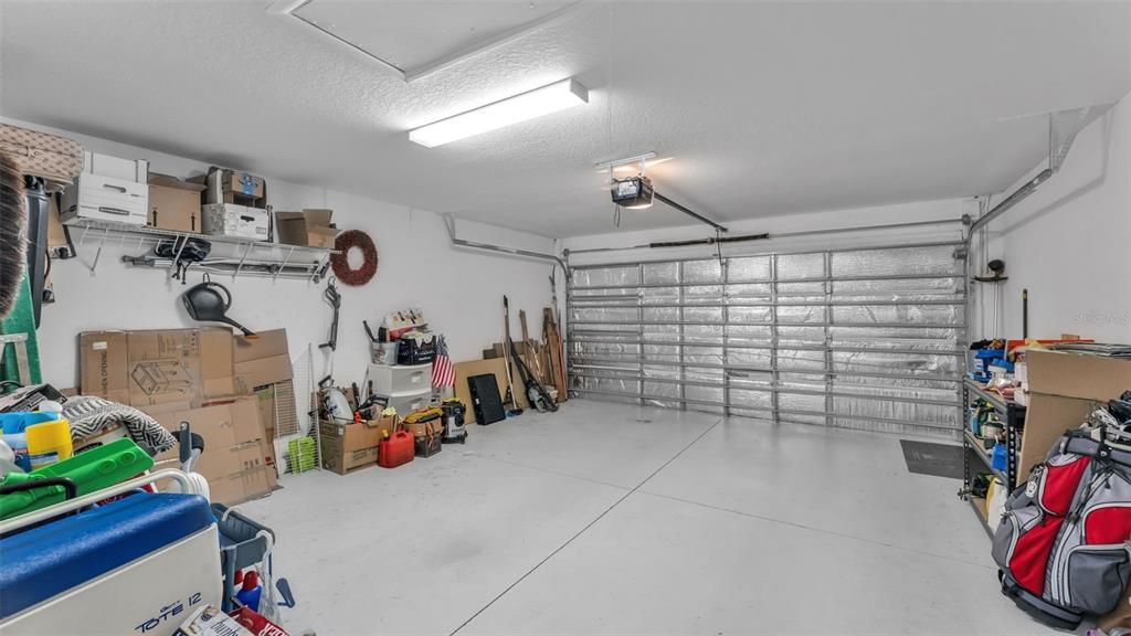 For Sale: $421,900 (4 beds, 3 baths, 1927 Square Feet)