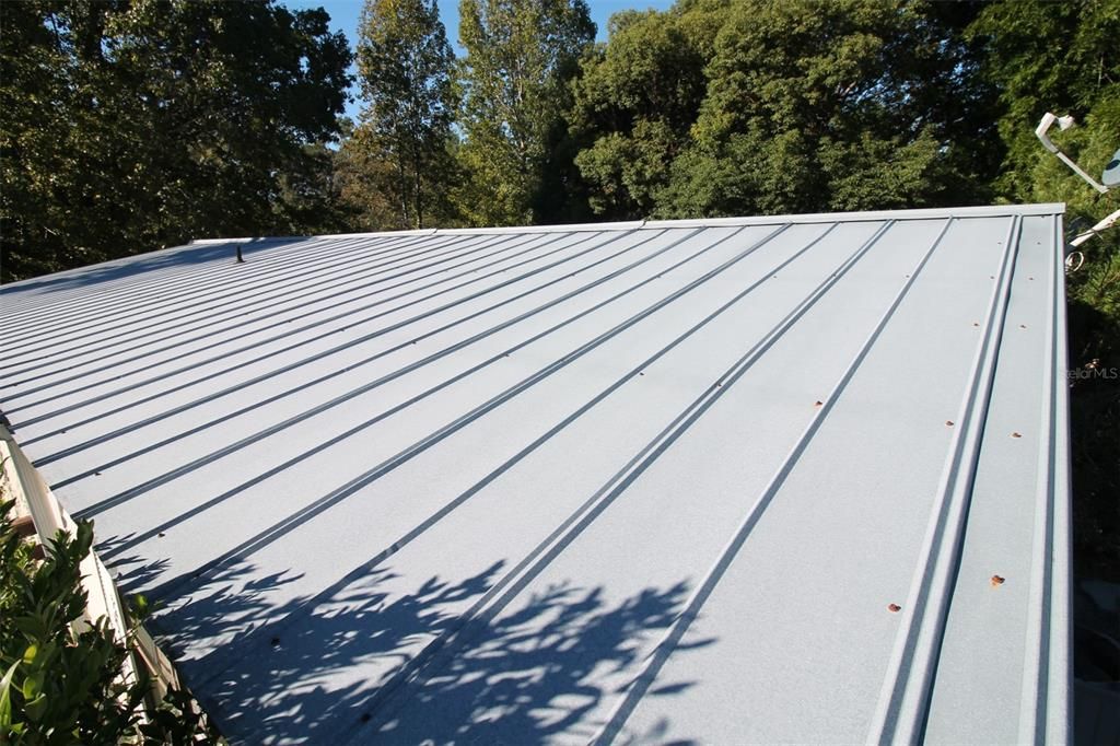 На продажу: $68,990 (2 спален, 2 ванн, 960 Квадратных фут)