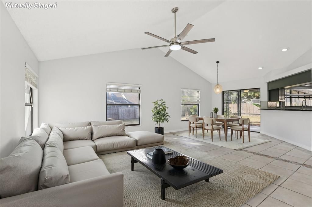 En Venta: $420,000 (4 camas, 2 baños, 2347 Pies cuadrados)