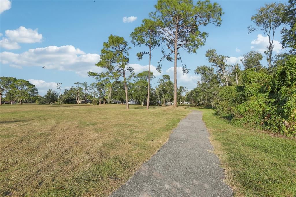 En Venta: $420,000 (4 camas, 2 baños, 2347 Pies cuadrados)