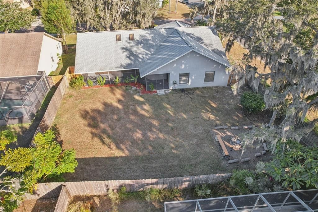 En Venta: $420,000 (4 camas, 2 baños, 2347 Pies cuadrados)