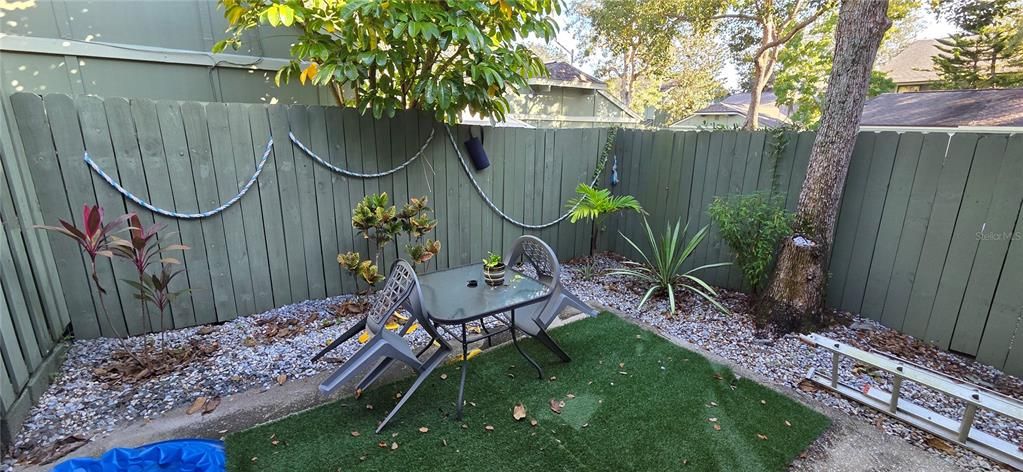 待售: $239,900 (2 贝兹, 2 浴室, 1664 平方英尺)