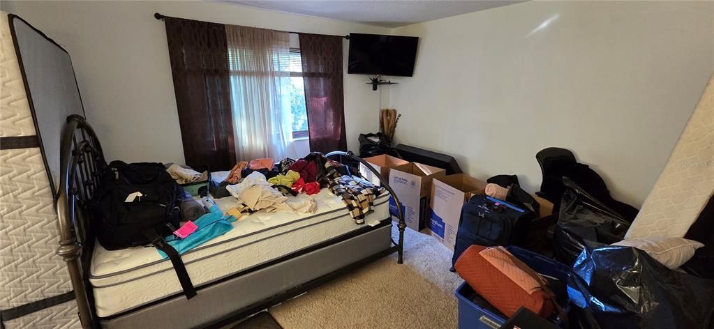 待售: $239,900 (2 贝兹, 2 浴室, 1664 平方英尺)