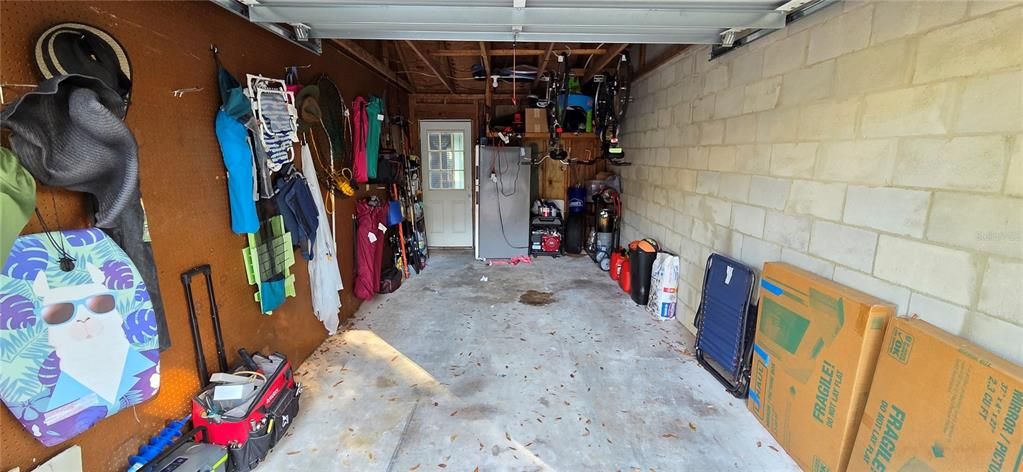 待售: $239,900 (2 贝兹, 2 浴室, 1664 平方英尺)