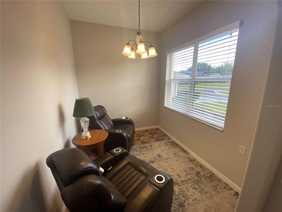 En Renta: $1,875 (3 camas, 2 baños, 1878 Pies cuadrados)