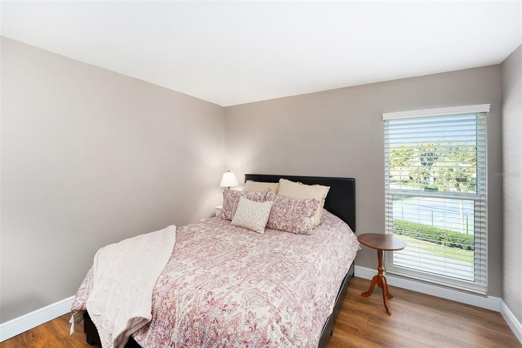 待售: $349,000 (3 贝兹, 2 浴室, 1541 平方英尺)