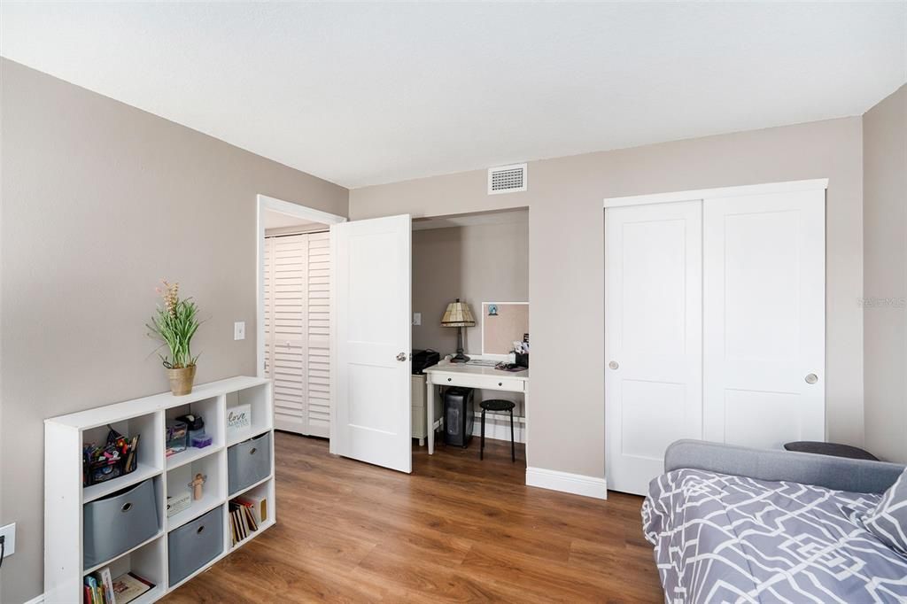 待售: $349,000 (3 贝兹, 2 浴室, 1541 平方英尺)