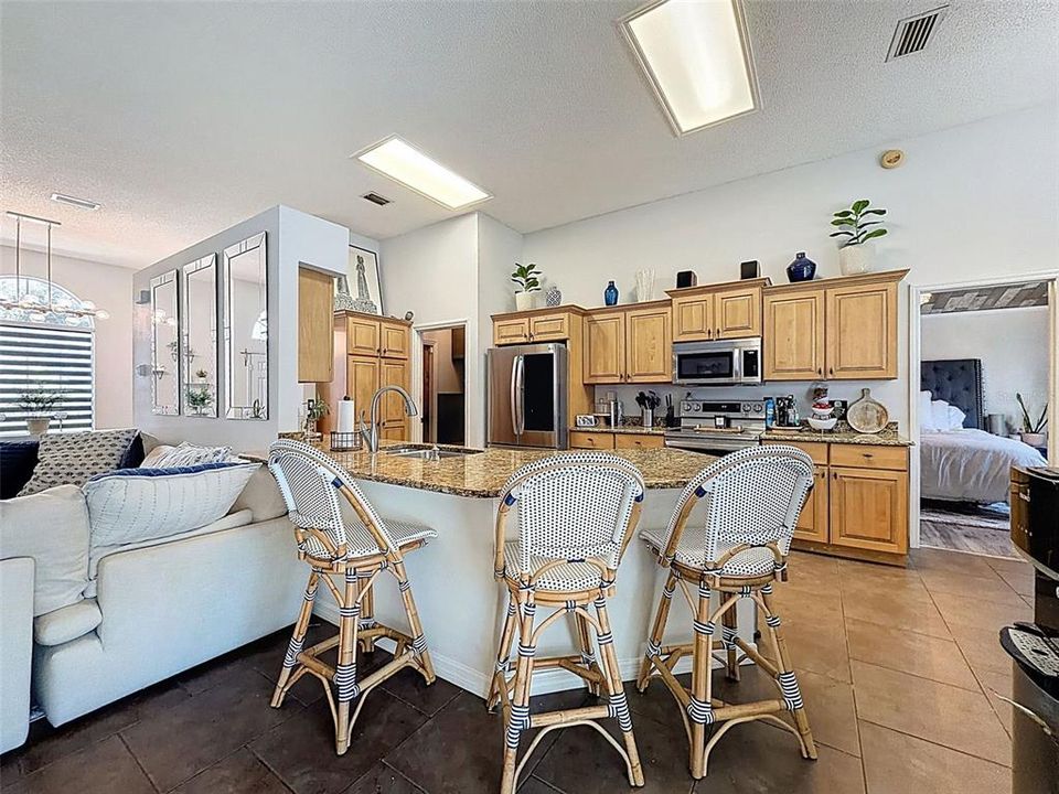 For Sale: $530,000 (3 beds, 2 baths, 1666 Square Feet)