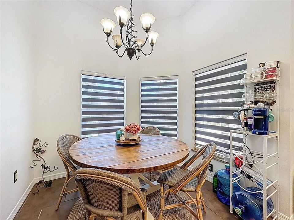 For Sale: $530,000 (3 beds, 2 baths, 1666 Square Feet)