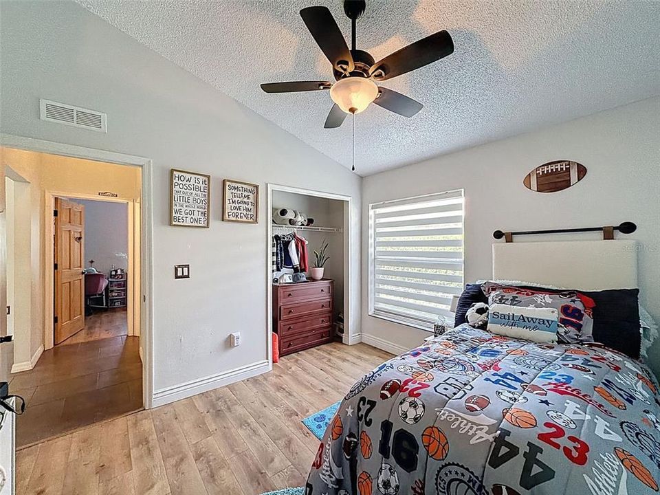 For Sale: $530,000 (3 beds, 2 baths, 1666 Square Feet)