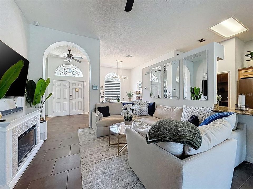 For Sale: $530,000 (3 beds, 2 baths, 1666 Square Feet)