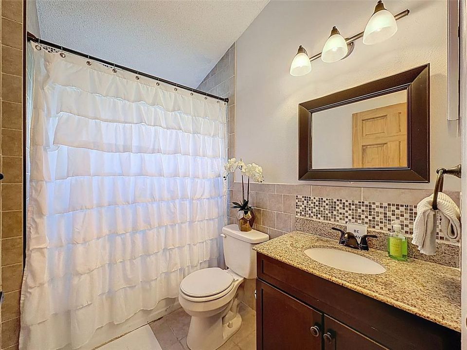 For Sale: $530,000 (3 beds, 2 baths, 1666 Square Feet)