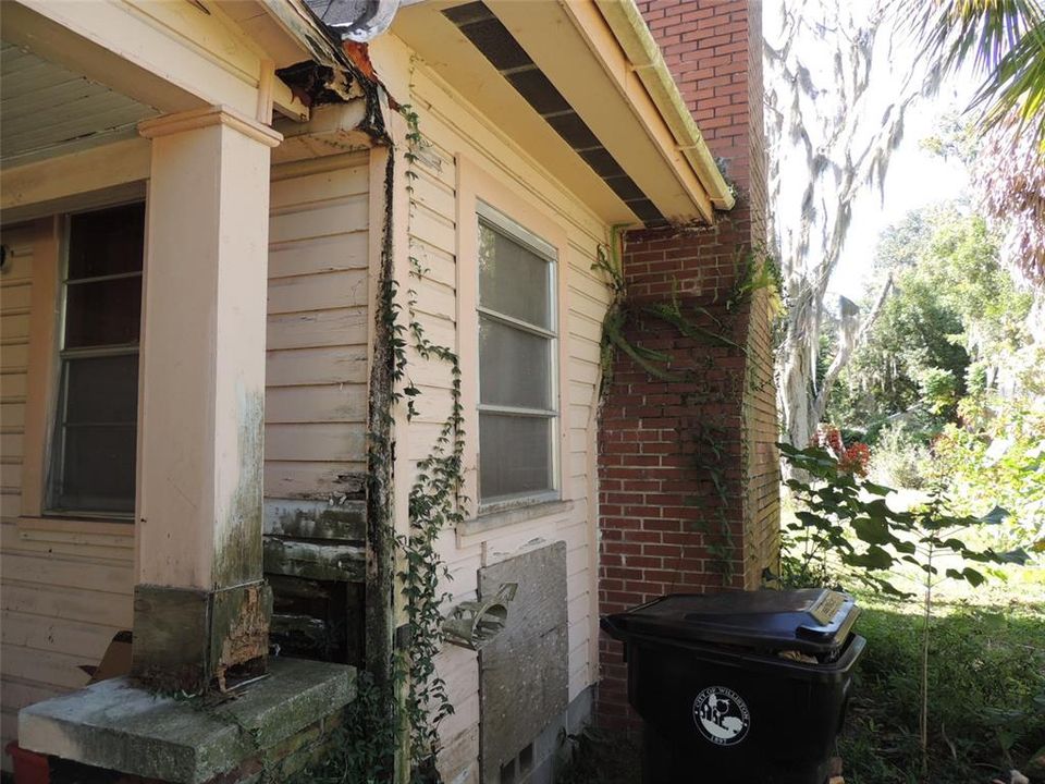 En Venta: $89,900 (3 camas, 2 baños, 1710 Pies cuadrados)