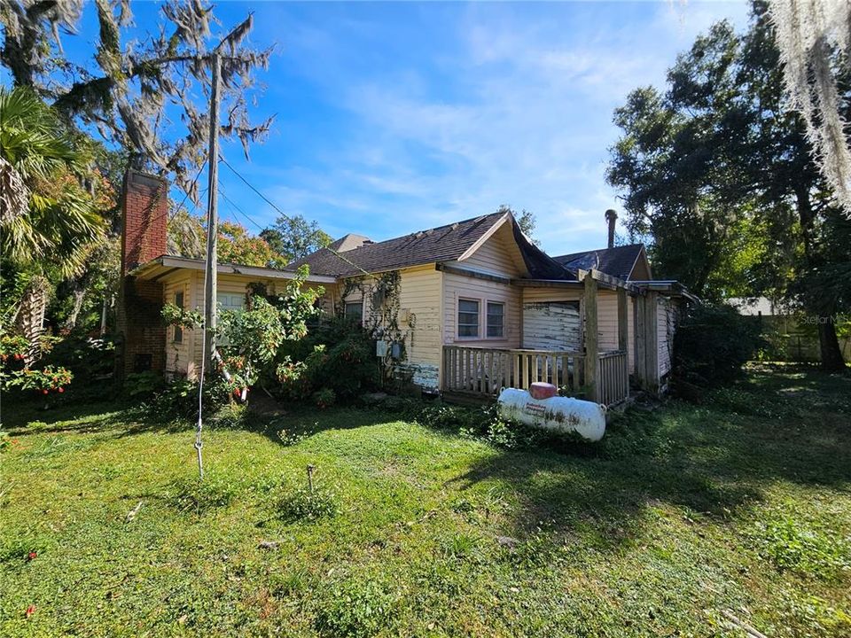 En Venta: $89,900 (3 camas, 2 baños, 1710 Pies cuadrados)