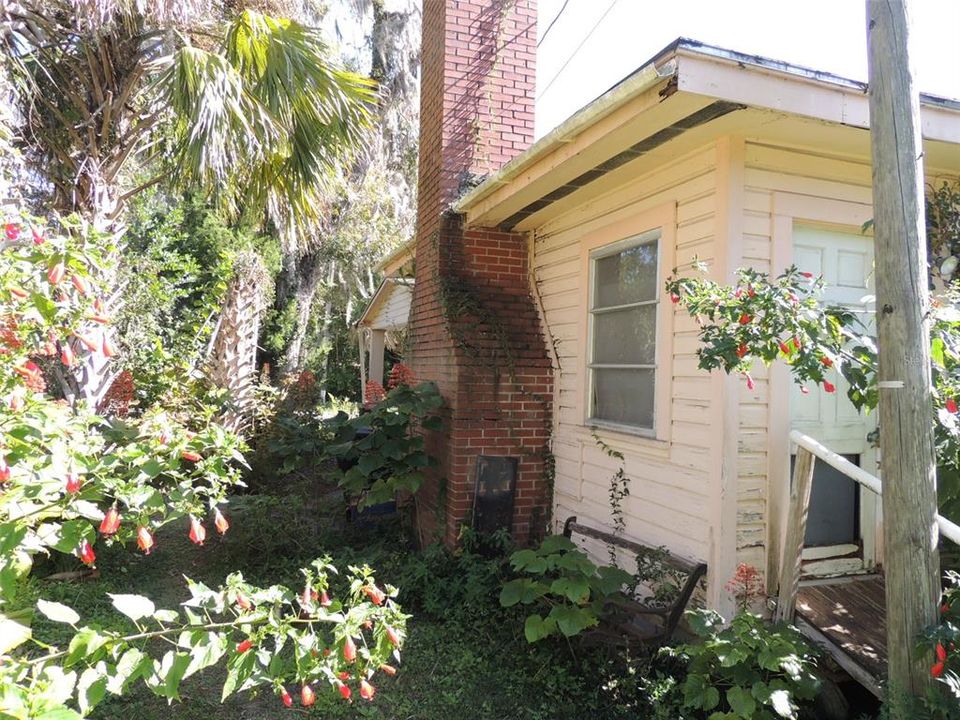 En Venta: $89,900 (3 camas, 2 baños, 1710 Pies cuadrados)