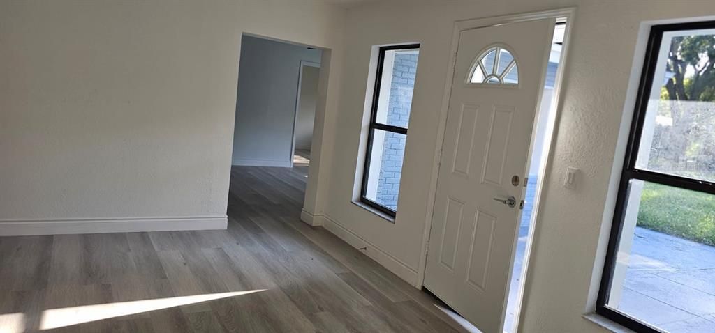 En Venta: $540,000 (5 camas, 3 baños, 2841 Pies cuadrados)