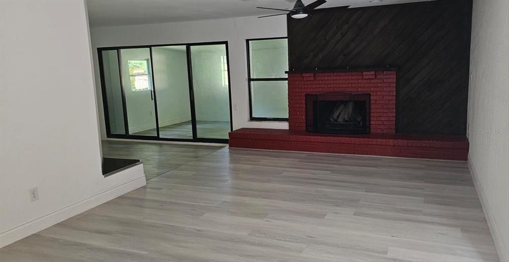 En Venta: $540,000 (5 camas, 3 baños, 2841 Pies cuadrados)