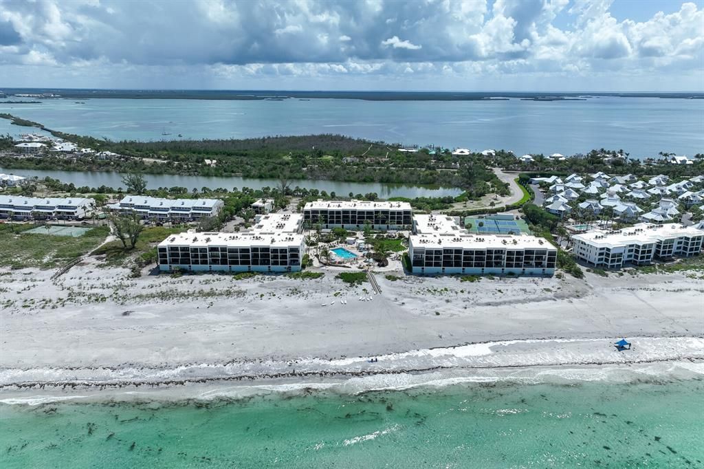 待售: $1,390,000 (2 贝兹, 2 浴室, 1334 平方英尺)