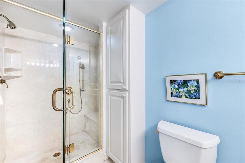 待售: $1,390,000 (2 贝兹, 2 浴室, 1334 平方英尺)