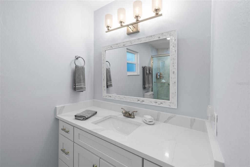 For Sale: $475,000 (2 beds, 2 baths, 1621 Square Feet)