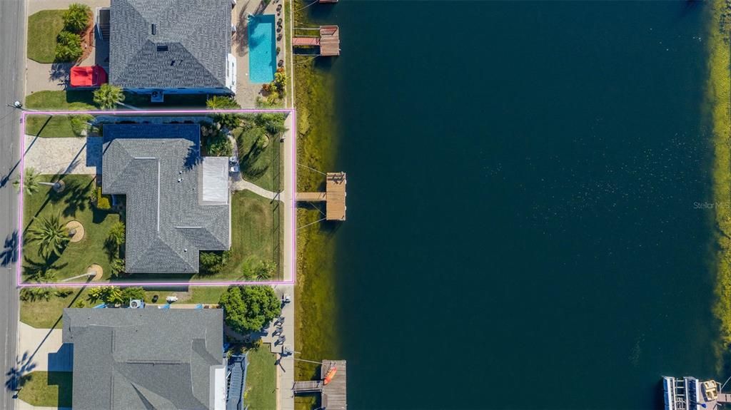 For Sale: $475,000 (2 beds, 2 baths, 1621 Square Feet)