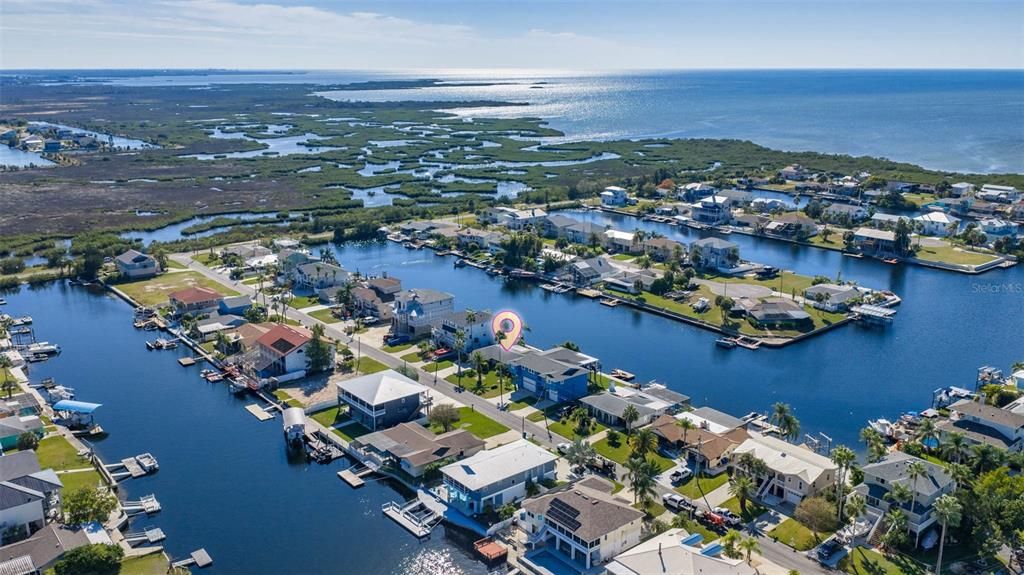 For Sale: $475,000 (2 beds, 2 baths, 1621 Square Feet)