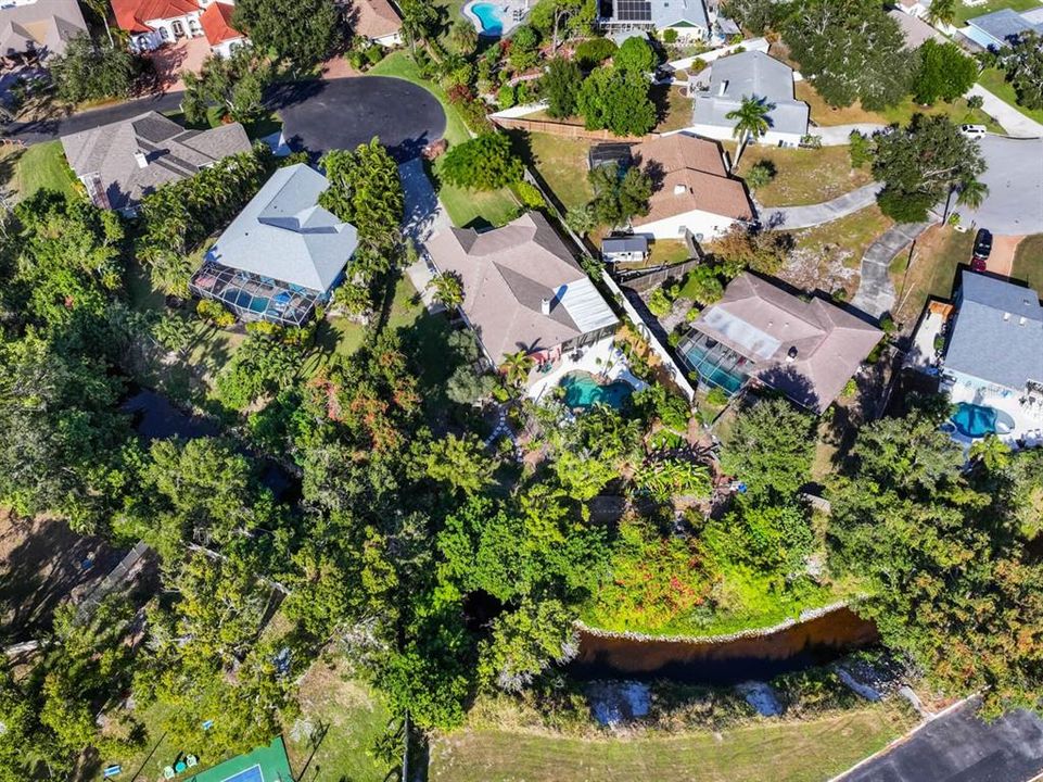 En Venta: $1,040,000 (4 camas, 3 baños, 2600 Pies cuadrados)