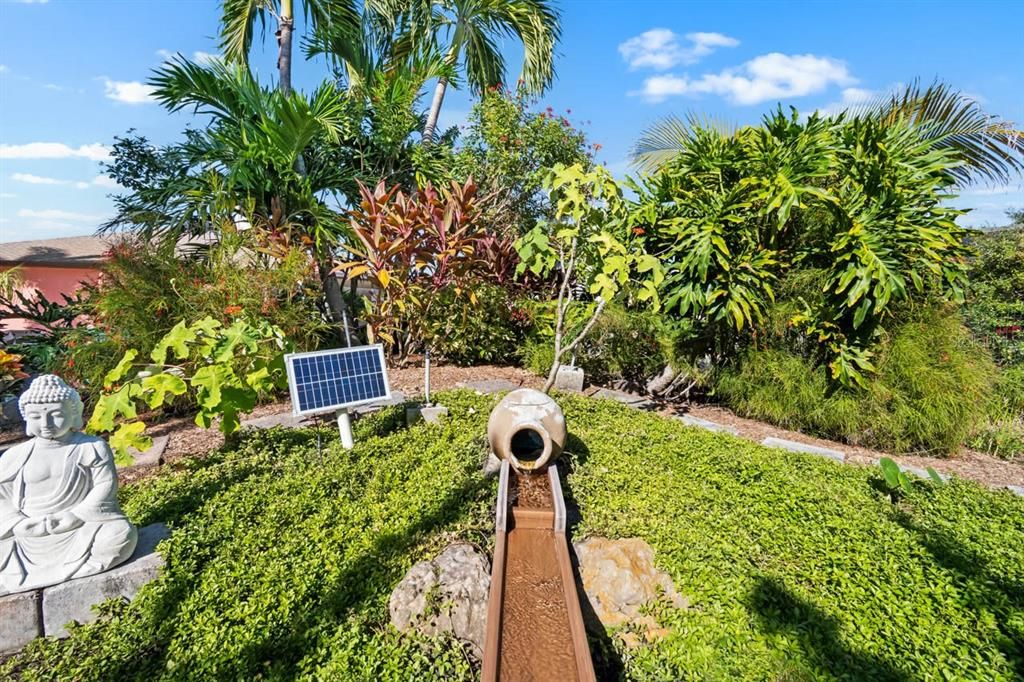 En Venta: $1,040,000 (4 camas, 3 baños, 2600 Pies cuadrados)