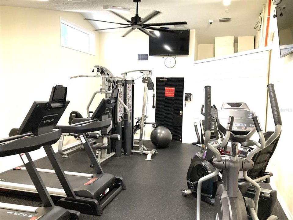 For Sale: $525,900 (3 beds, 2 baths, 1850 Square Feet)