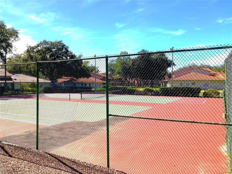 For Sale: $525,900 (3 beds, 2 baths, 1850 Square Feet)