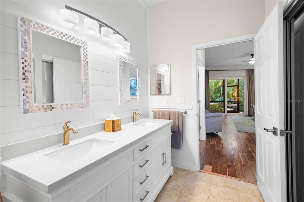 待售: $699,000 (3 贝兹, 2 浴室, 2401 平方英尺)