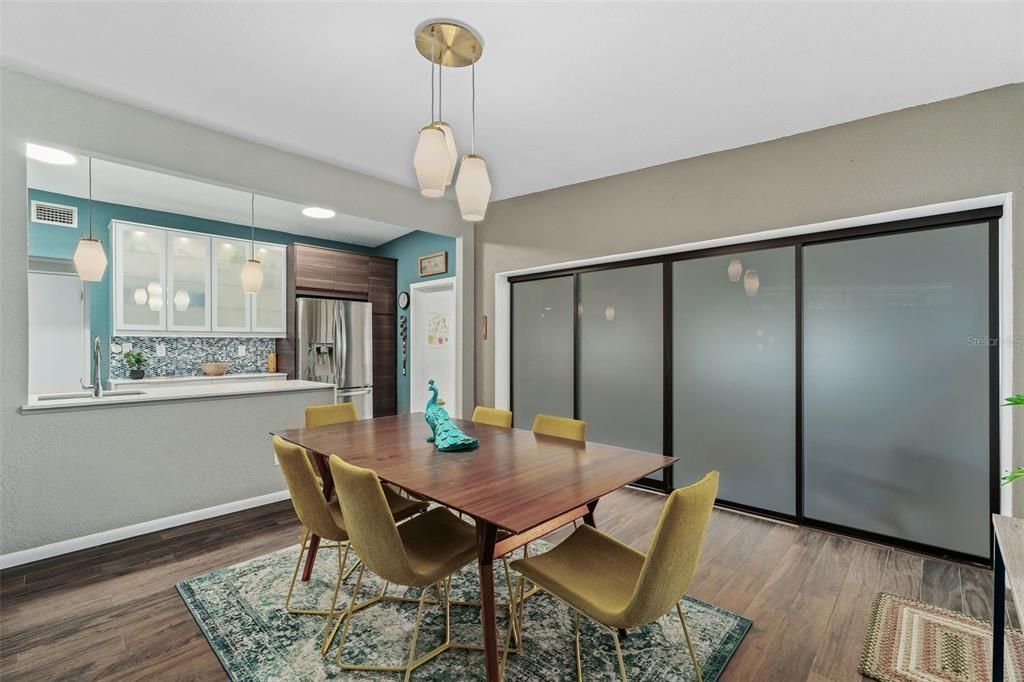 Activo con contrato: $475,000 (2 camas, 1 baños, 1138 Pies cuadrados)