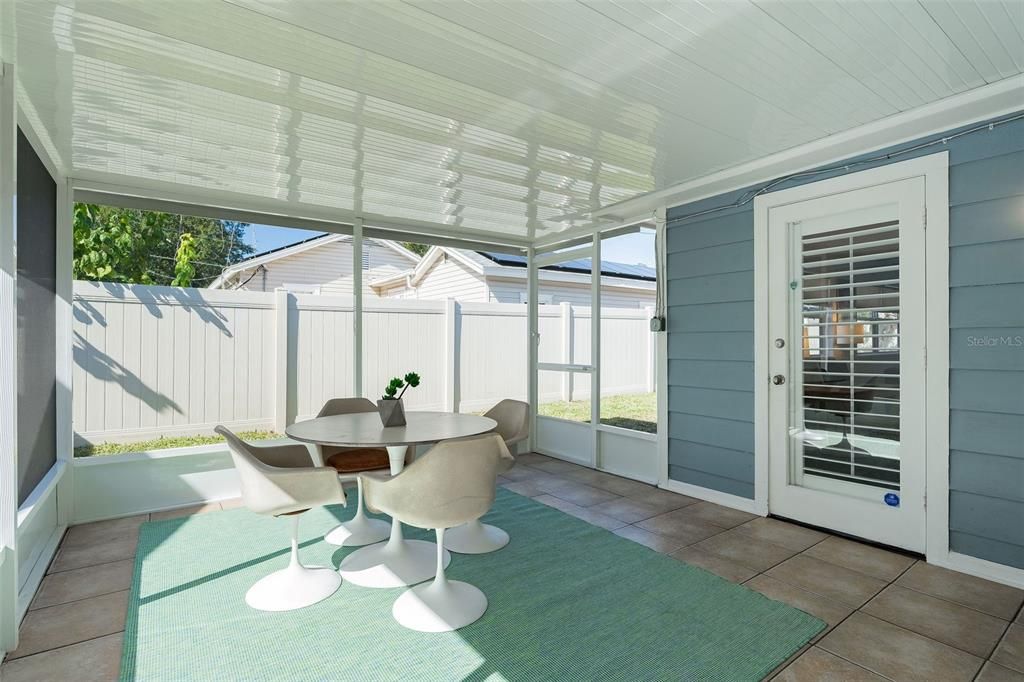 Activo con contrato: $475,000 (2 camas, 1 baños, 1138 Pies cuadrados)