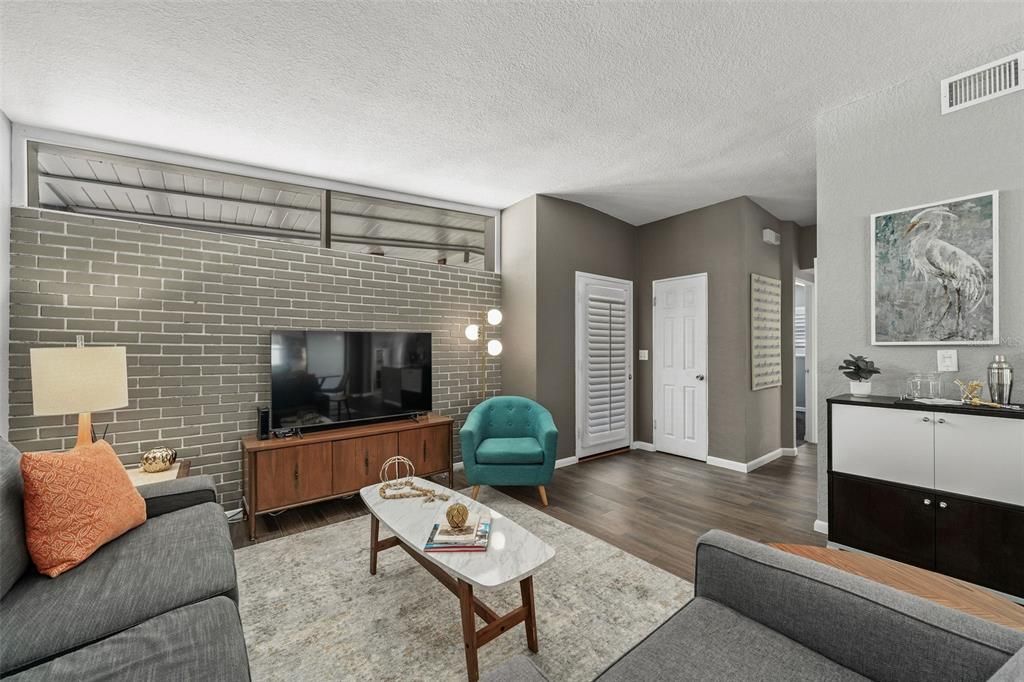 Activo con contrato: $475,000 (2 camas, 1 baños, 1138 Pies cuadrados)